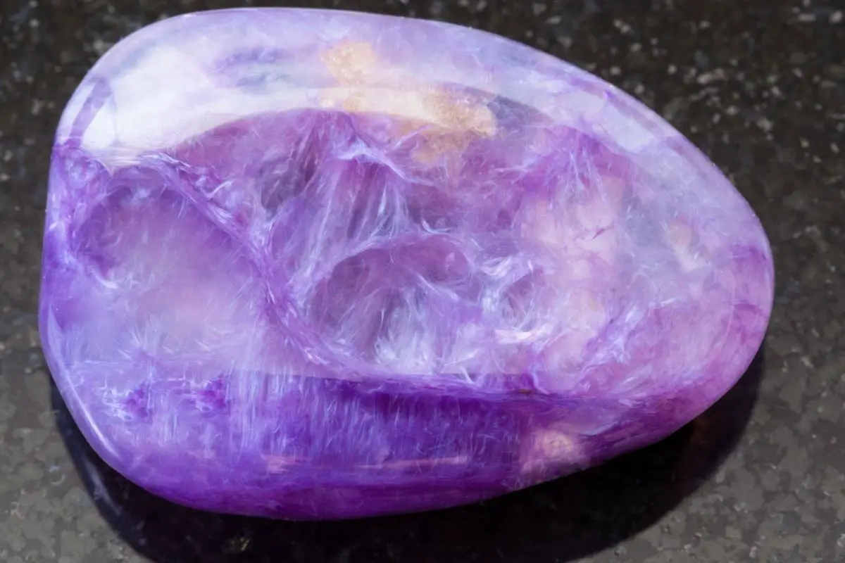 A Guide To The Most Powerful Purple Crystals (1)