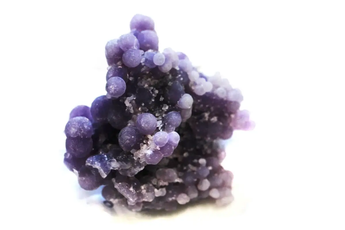 A Guide To The Most Powerful Purple Crystals (6)