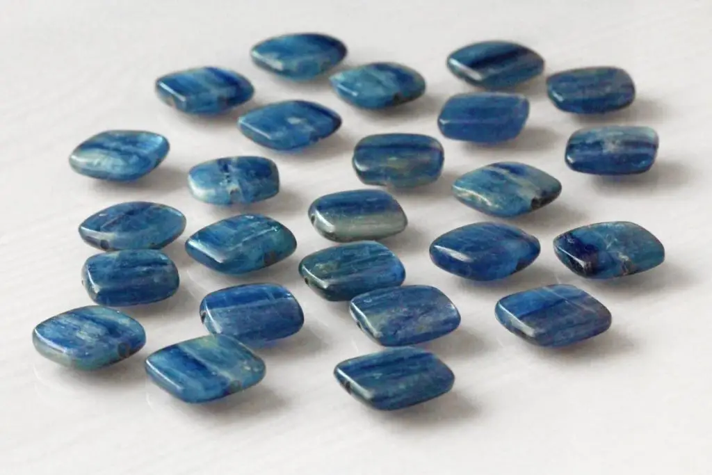 Blue Kyanite (1)