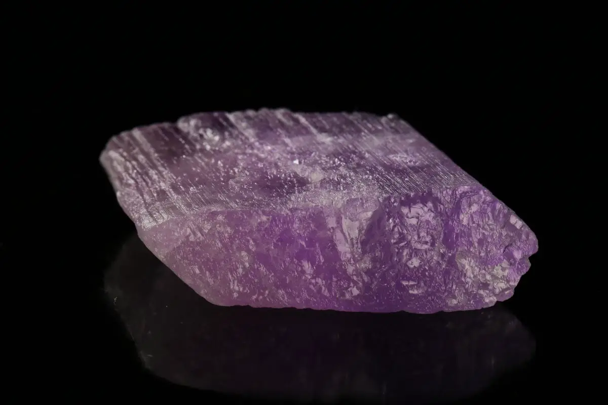 Popular Purple Gemstones That You Need To Add To Your Collection (7)