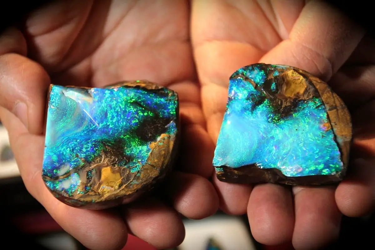 The Supreme Guide To The Stunning Sand Crystals You Need In Your Life (19)