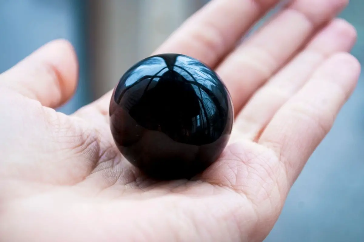 Black Obsidian-2